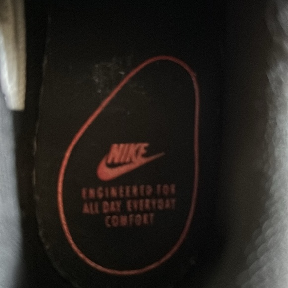 Nike Air Max Like New - Picture 6 of 6